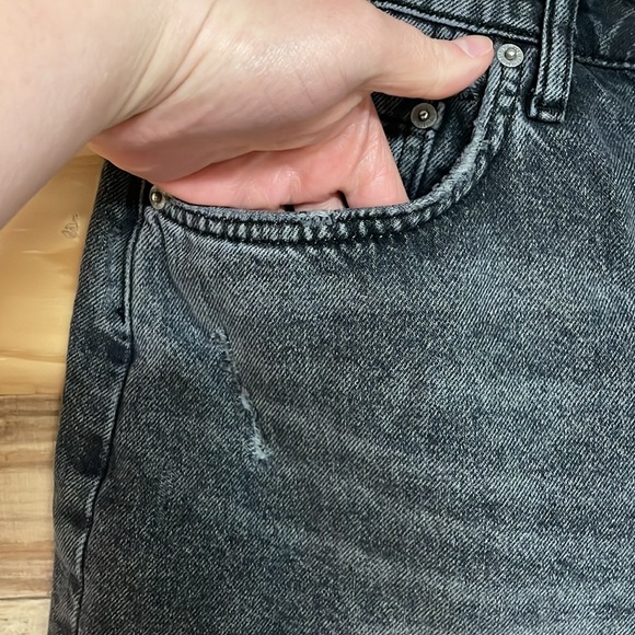 BDG size 30  Summer Cutoff High-rise Distress Fade Black Denim 2.5” Inseam Short - Picture 3 of 16